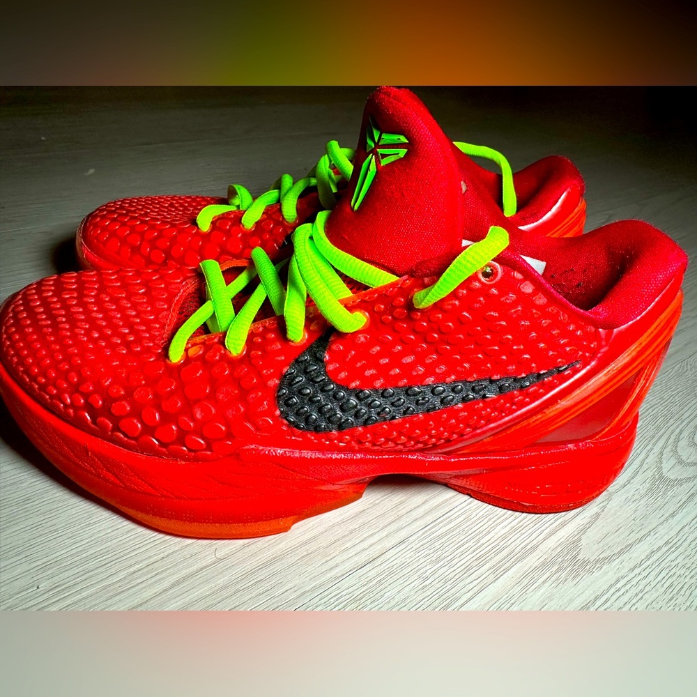 Zoom Kobe 6 Protro 'Reverse Grinch'